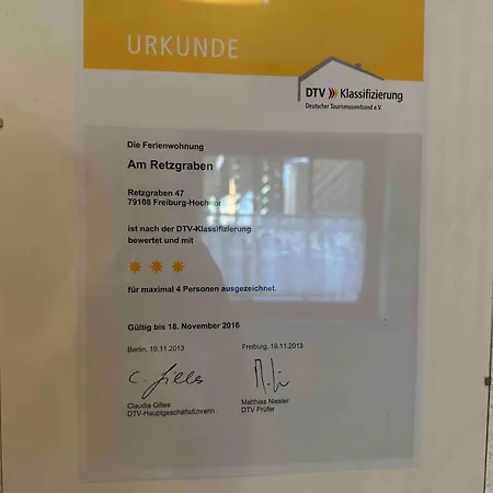 Apartment Geraeumig, Ruhig, Stadtnah, Naehe Europapark