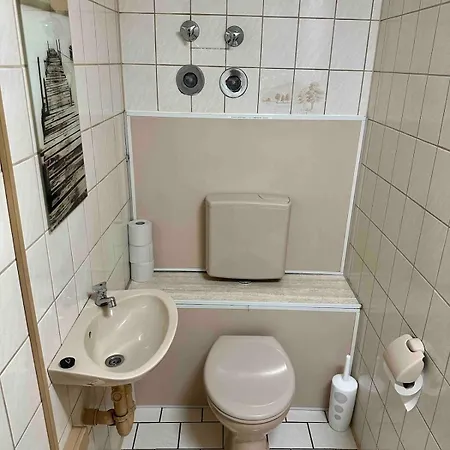Apartment Geraeumig, Ruhig, Stadtnah, Naehe Europapark