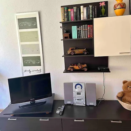Apartment Geraeumig, Ruhig, Stadtnah, Naehe Europapark